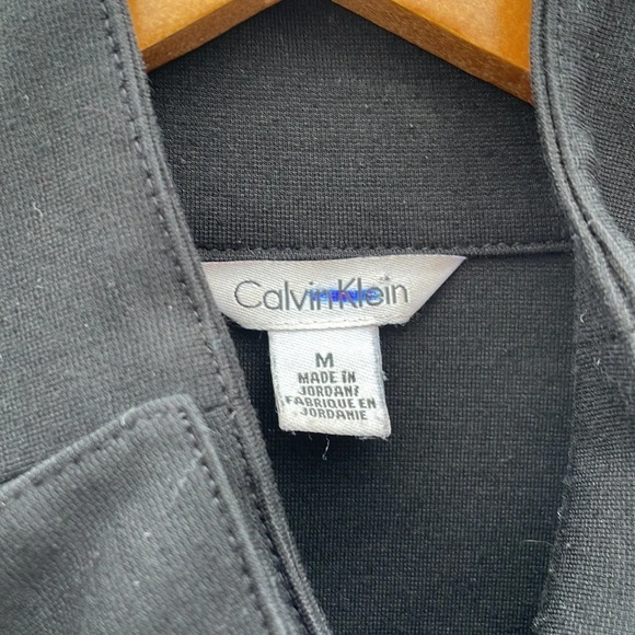 Calvin Klein medium black zip up jacket - Picture 3 of 5